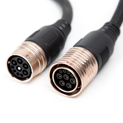 Kannettava sähköauton laturi, jossa 4 Type 2 -adapteria 32A/480V 22kW 5m IP67