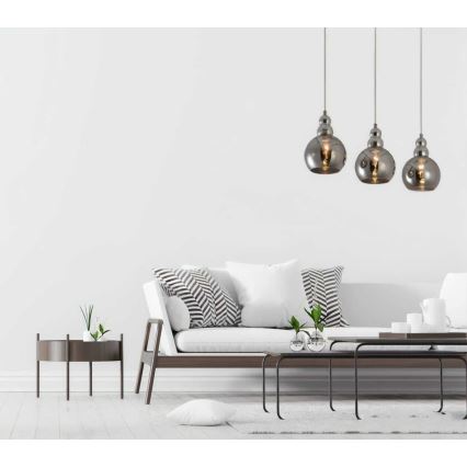 Kattokruunu johdossa AKSO 3xE14/40W/230V mattakromi