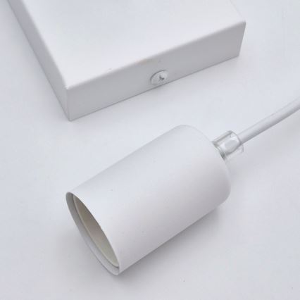 Kattokruunu johdossa ASTRID 1xE27/60W/230V valkoinen