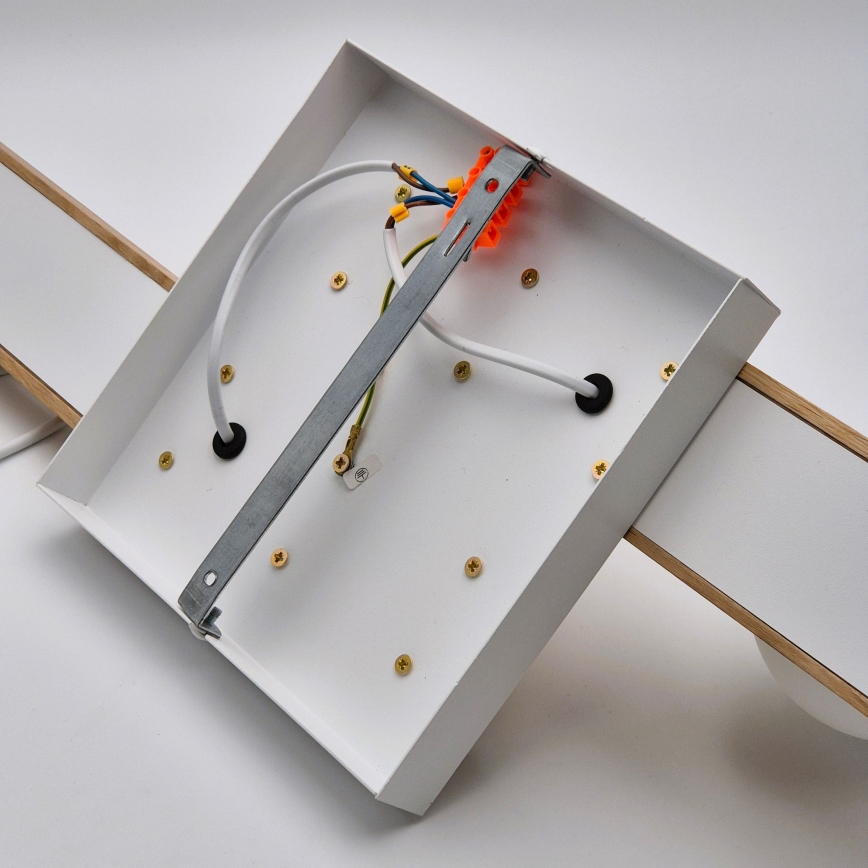 Kattokruunu johdossa CORTINA 2xE27/15W/230V + 2xG9/5W/230V valkoinen/tammi