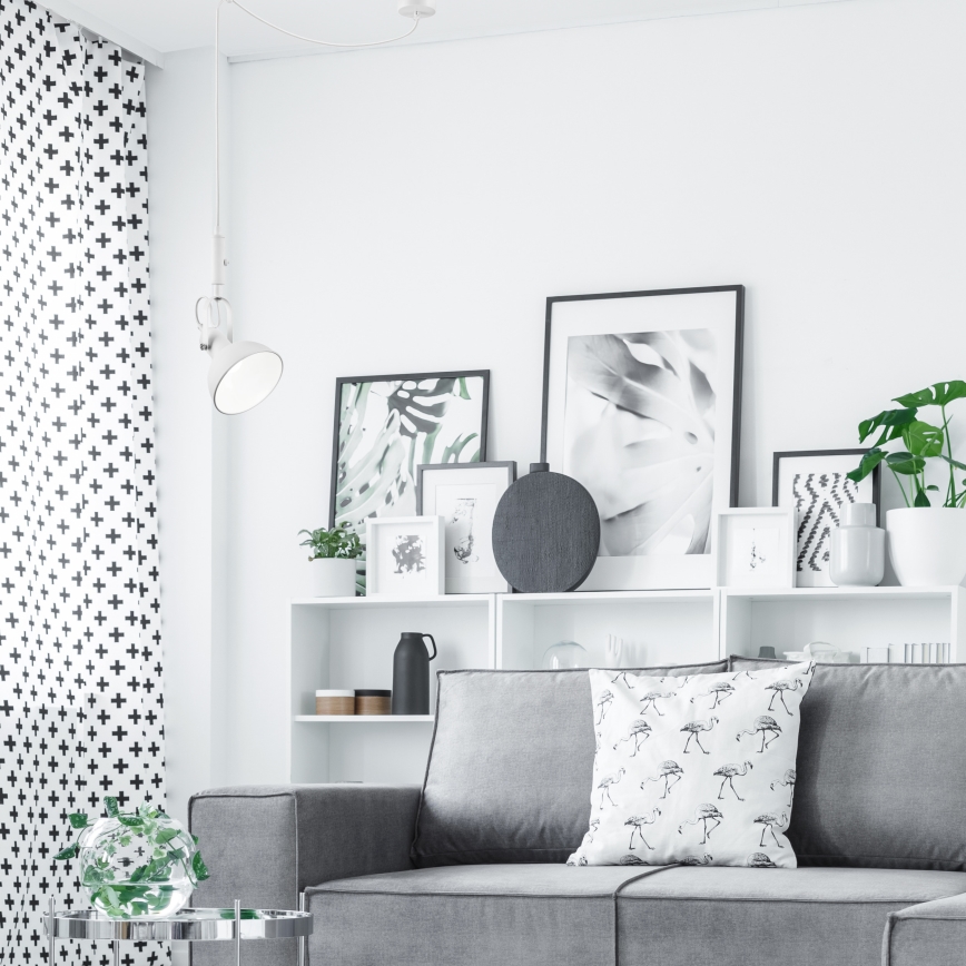 Kattokruunu johdossa IRMA 1xE14/28W/230V valkoinen