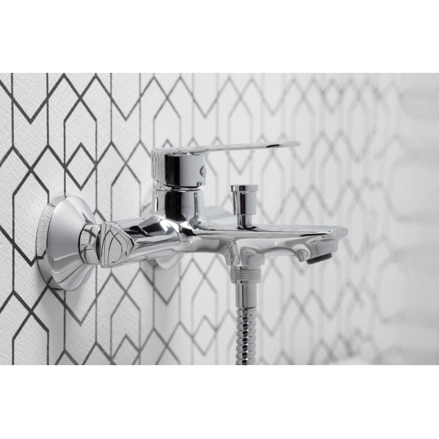 KFA Armatura 4424-510-00 - Kylpyammesarja hanalla AGAT kiiltävä kromi