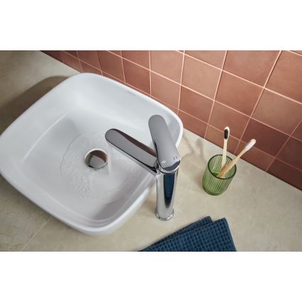 KFA Armatura 5552-712-00 - Pesuallashana + ylivuotolla varustettu viemäri OTAVA 30,2 cm kiiltävä kromi