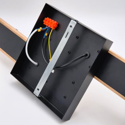 Kiinteä kattokruunu MATTE 4xE27/15W/230V musta/tammi