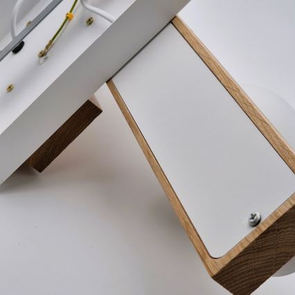 Kiinteä kattokruunu MATTE 4xE27/15W/230V valkoinen/tammi