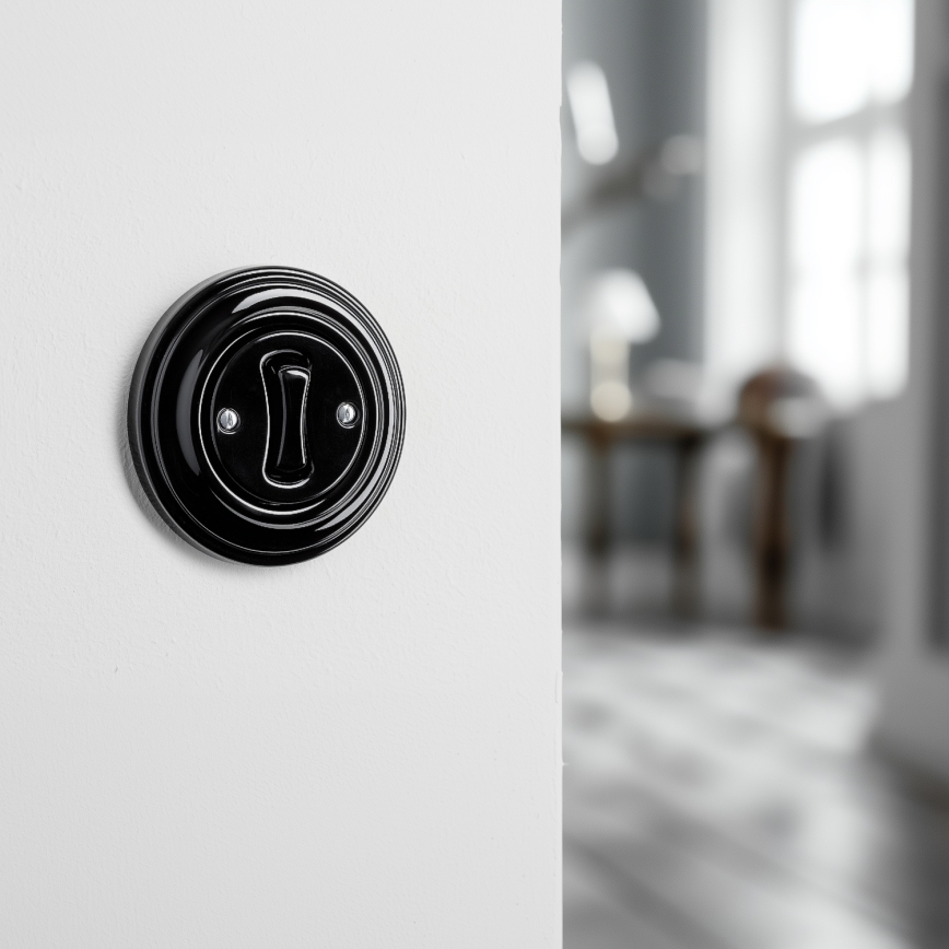 Kliklap - Retro yksinapainen kytkin kehyksellä nro 1, musta