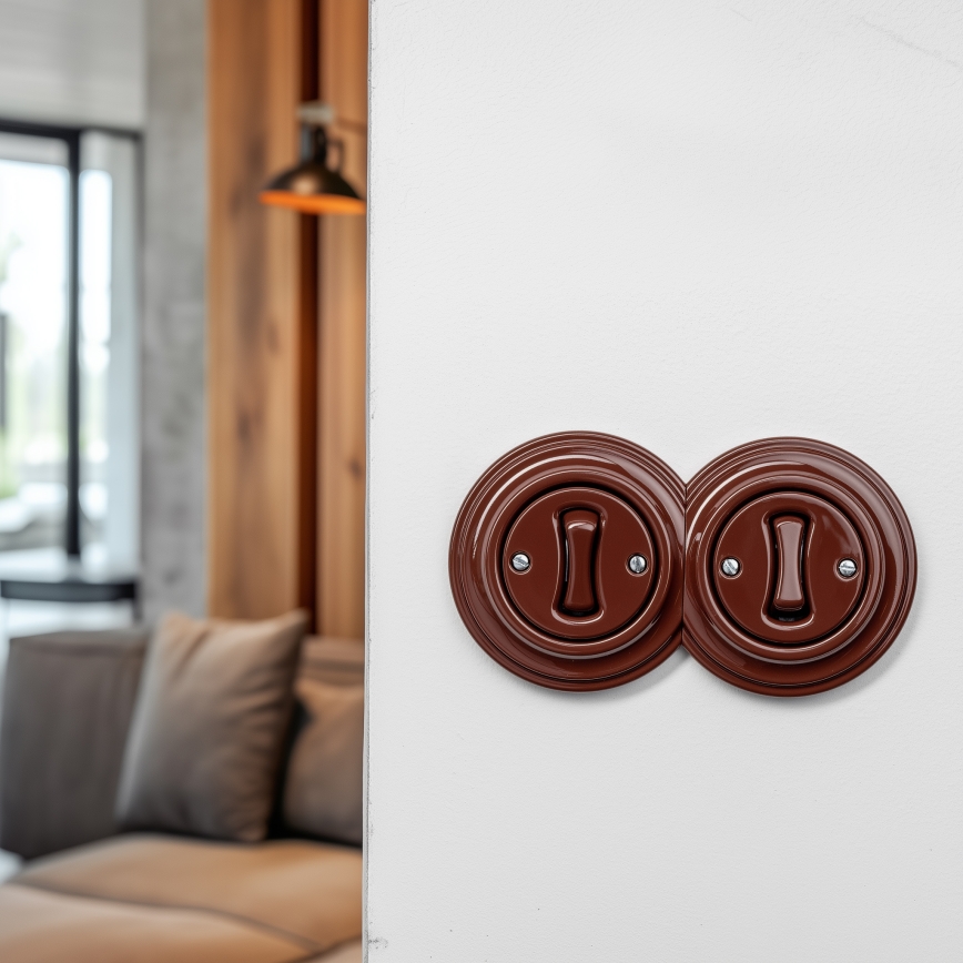 Kliklap - Retrotyylinen kaksiosainen yksinapainen kytkin, kehys nro 1, ruskea