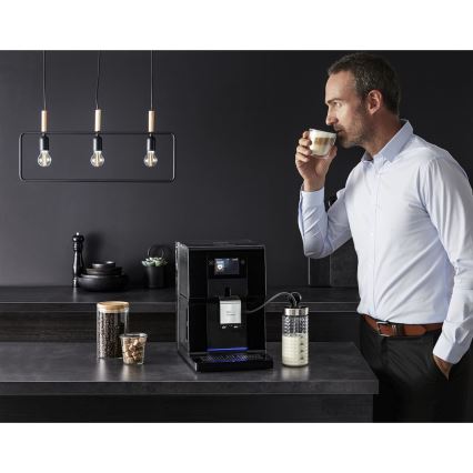 Krups - Automaattinen kahvinkeitin maitosäiliöllä INTUITION PREFERENCE 1450W/230V musta