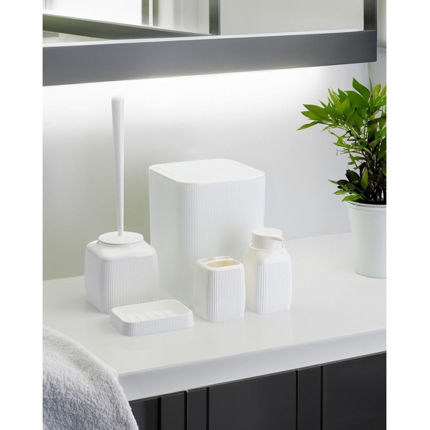 Kylpyhuonesetti CRYSTAL 5 kpl valkoinen