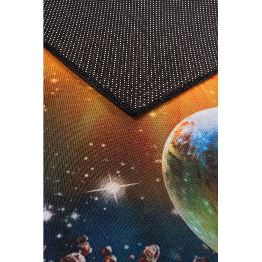 Lasten liukuestollinen matto PRINT 3D 120x160 cm planeetat/monivärinen