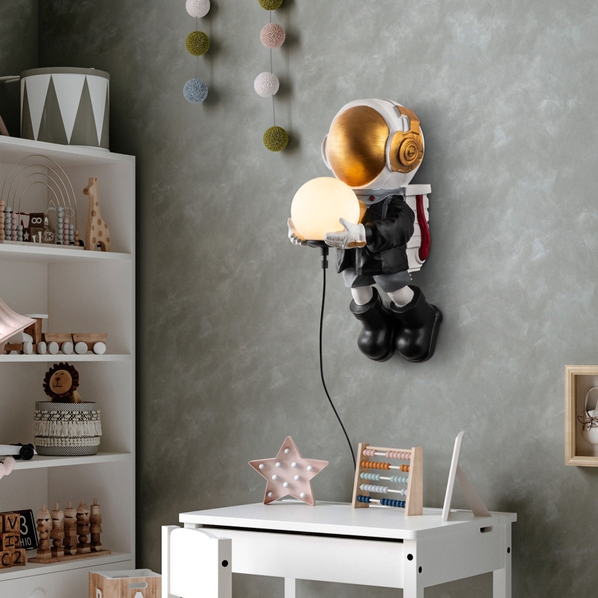 Lasten seinävalaisin ASTRONAUT 1xE14/40W/230V kuparinvärinen