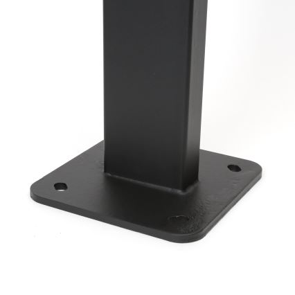 Latausasemateline sähköautoille 120 cm