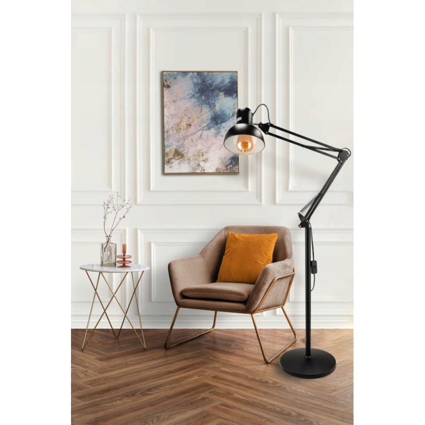 Lattiavalaisin 1xE27/40W/230V musta