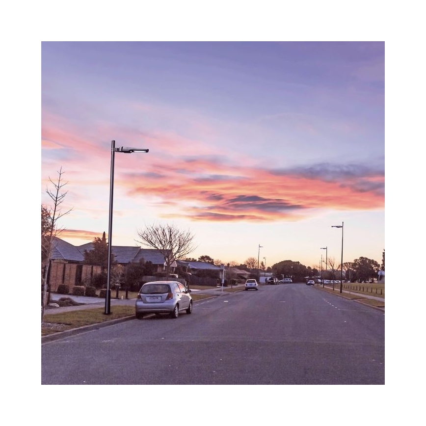 LED aurinkokatuvalo anturilla LED/40W/9,6V IP65 6000K 12000 mAh + kaukosäädin