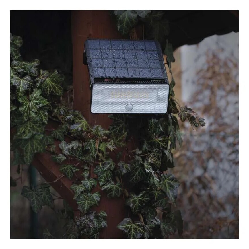 LED aurinkokennovalo liiketunnistimella LED/3,7V 3600mAh 4000K IP54