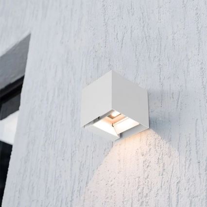LED-aurinkokäyttöinen seinävalaisin anturilla LED/9W/3,7V 3000/4000/5000K IP65 2600 mAh valkoinen