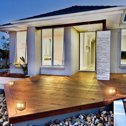 LED aurinkokennovalo anturilla LED/2W/5,5V 3000K IP65 2600 mAh musta