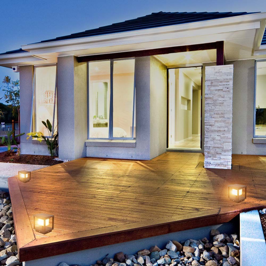 LED aurinkokennovalo anturilla LED/2W/5,5V 3000K IP65 2600 mAh musta