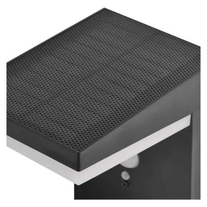 LED aurinkokennovalo anturilla LED/4,4W/3,7V 2200 mAh IP44