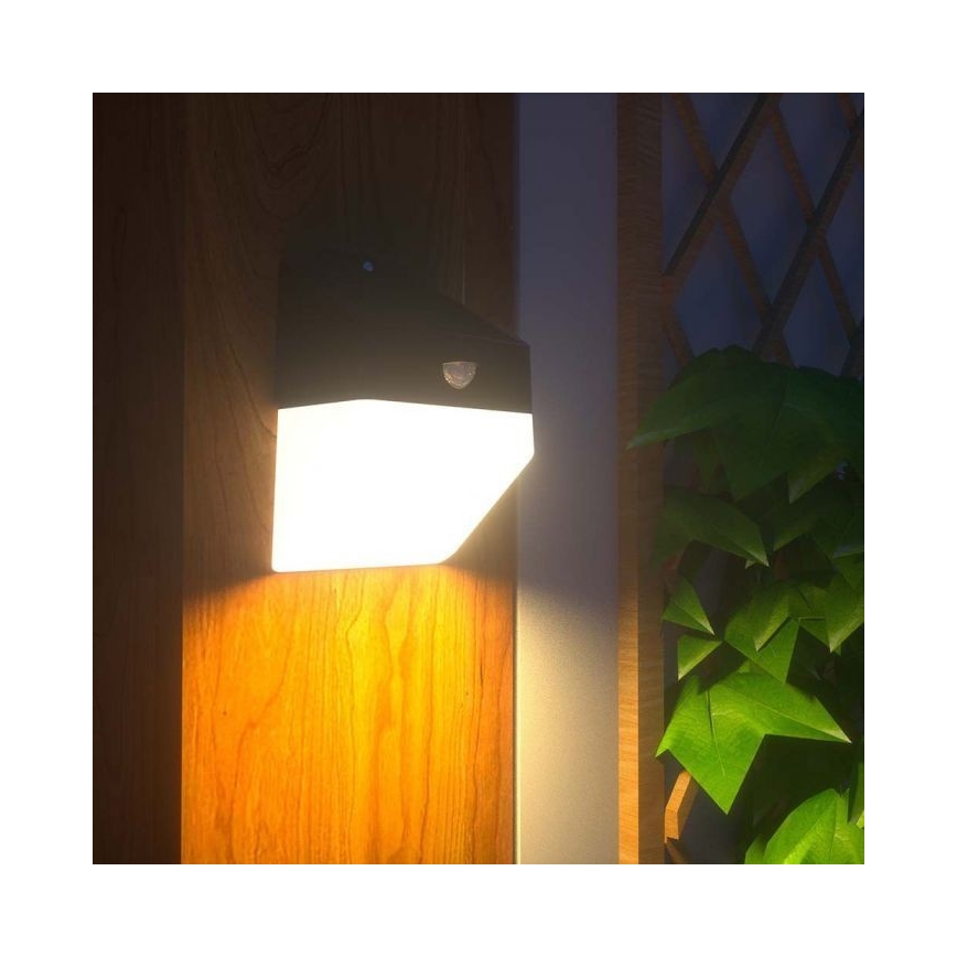 LED aurinkokennoseinävalaisin anturilla LED/2W/3,7V 4000K IP65 1200 mAh