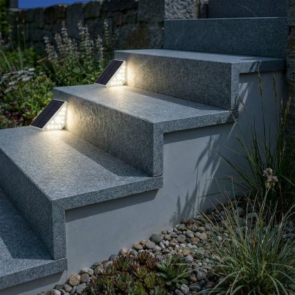LED-aurinkovalaisin anturilla ARI LED/4,5W/3,7V 600 mAh IP44 valkoinen