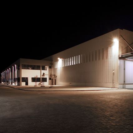 LED-heijastin LED/100W/230V 3000/4000/6500K IP65 musta