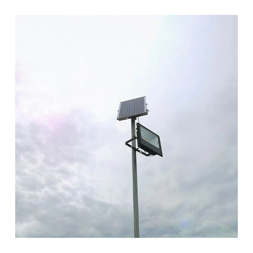 LED himmennettävä aurinkokäyttöinen heijastin LED/20W/6,4V 4000K IP65 10000 mAh + kaukosäädin