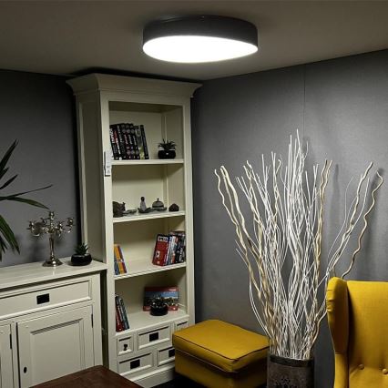 LED Himmennettävä kattovalo LED/48W/230V 2700-6500K Wi-Fi Tuya + kauko-ohjain