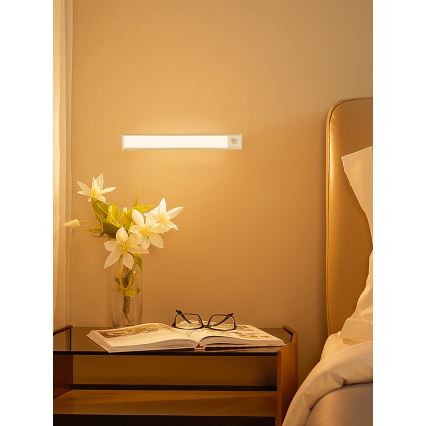 LED-kaapin alavalaisin CABINET-4 PIR-anturin kanssa LED/1,5W/230V 1100mAh 4000K
