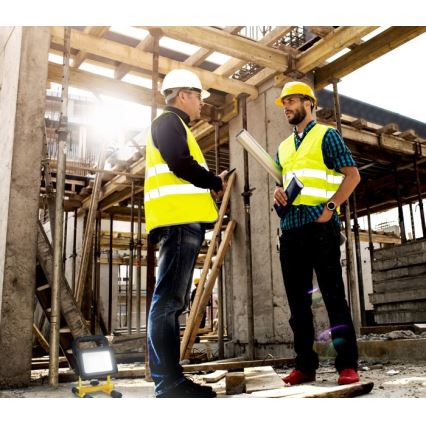 LED-himennettävä kannettava työvalo TIGRA LED/20W/3,7V 4000K IP54 4400 mAh musta/keltainen