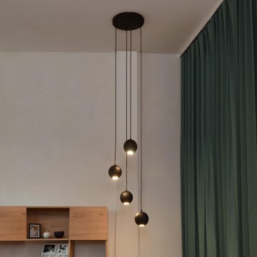 LED-kattokruunu johdossa MIDWAY 4xGU10/4,8W/230V musta