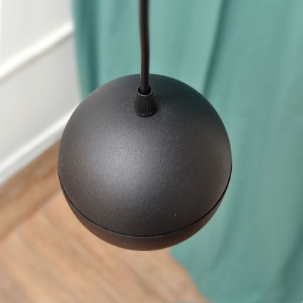 LED-kattokruunu johdossa MIDWAY 4xGU10/4,8W/230V musta