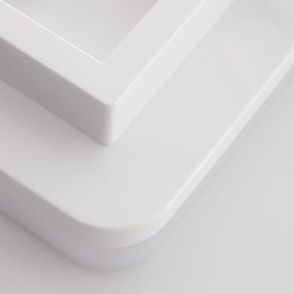 LED-kattovalaisin kylpyhuoneessa LED/15W/230V IP54