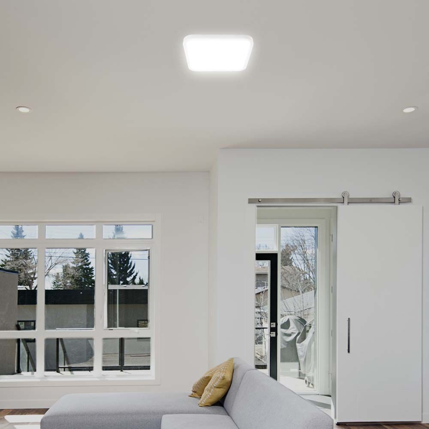 LED Kylpyhuoneen kattovalaisin SAMSUNG CHIP LED/18W/230V IP44 3000K 25x25 cm valkoinen