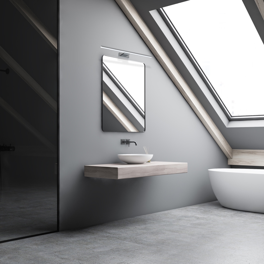 LED-kylpyhuonepeilivalaisin SHINE, 13,8 W / 230 V, 60 cm, IP44, kiiltävä kromi