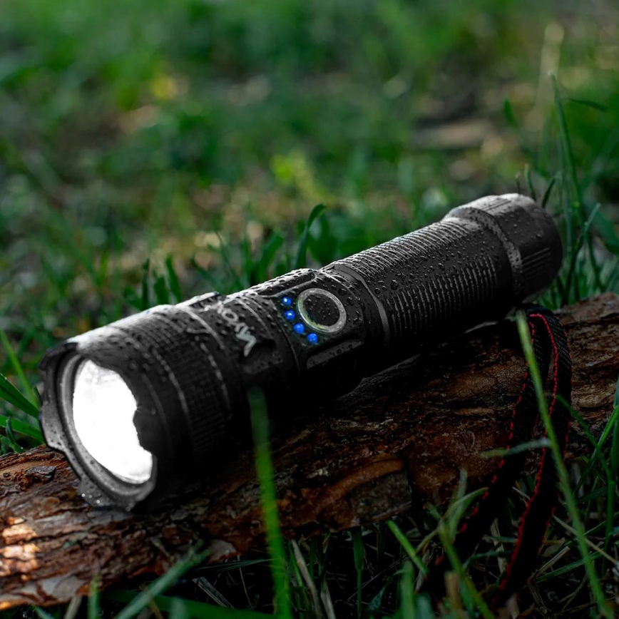 LED himmennettävä ladattava taskulamppu powerbank-toiminnolla LED/10W/5V IPX4 600 lm 2000 mAh