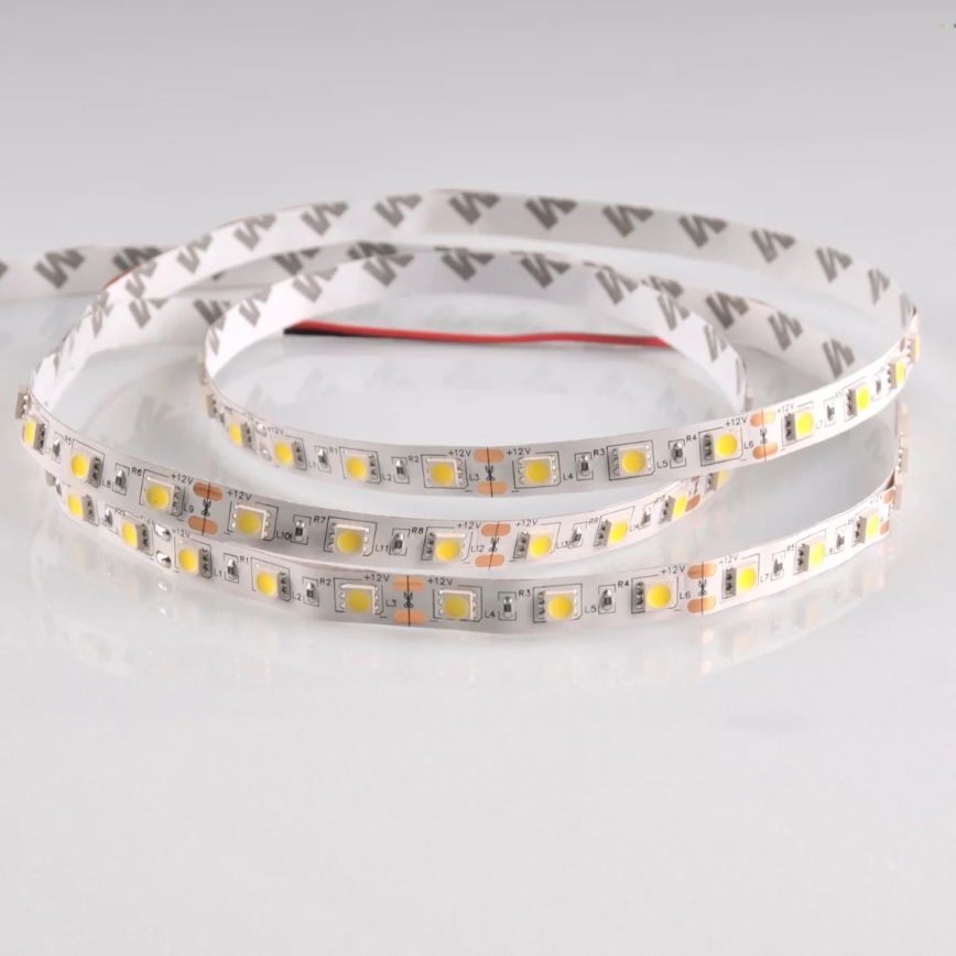 LED-nauha 5m LED/10W/12V IP20 valkoinen
