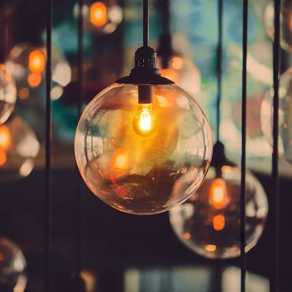 LED-polttimo FILAMENT A60 E27/8W/230V 2700K - Aigostar