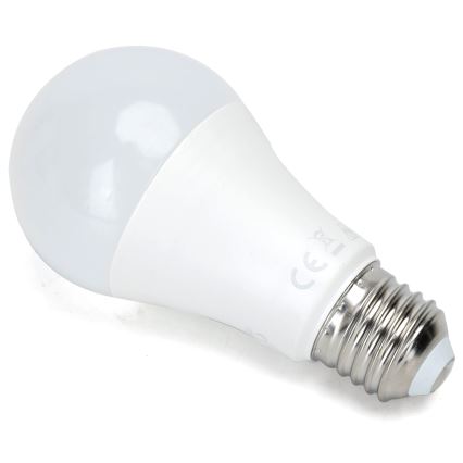 LED-polttimo hämäräkytkimellä A60 E27/15W/230V 3000K - Aigostar