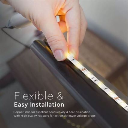 LED RGB himmennettävä nauha 2x5m LED / 4,8W / 230V + RC