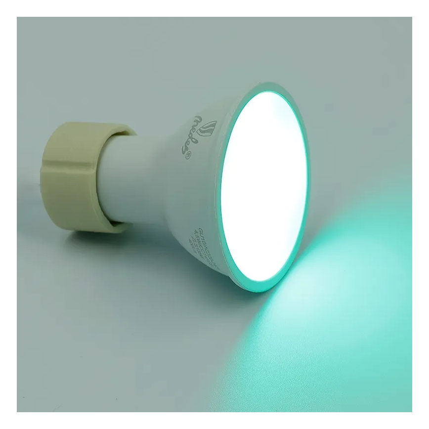 LED RGBW himmennettävä lamppu GU10/4,5W/230V 2700-6500K Wi-Fi Tuya