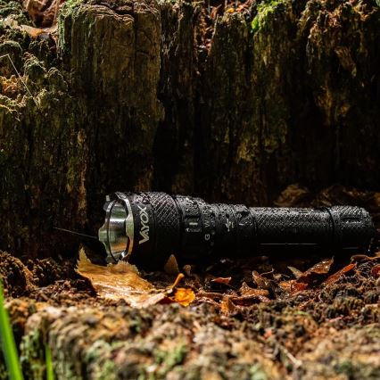 LED RGBW himmennettävä ladattava taskulamppu LED/15W/5V IP66 1500 lm 2000 mAh