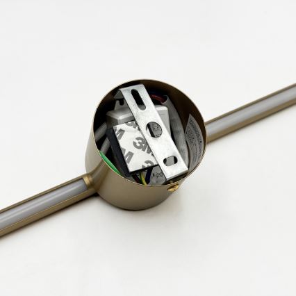 LED-seinävalaisin LANA LED/7W/230V 4000K kultainen