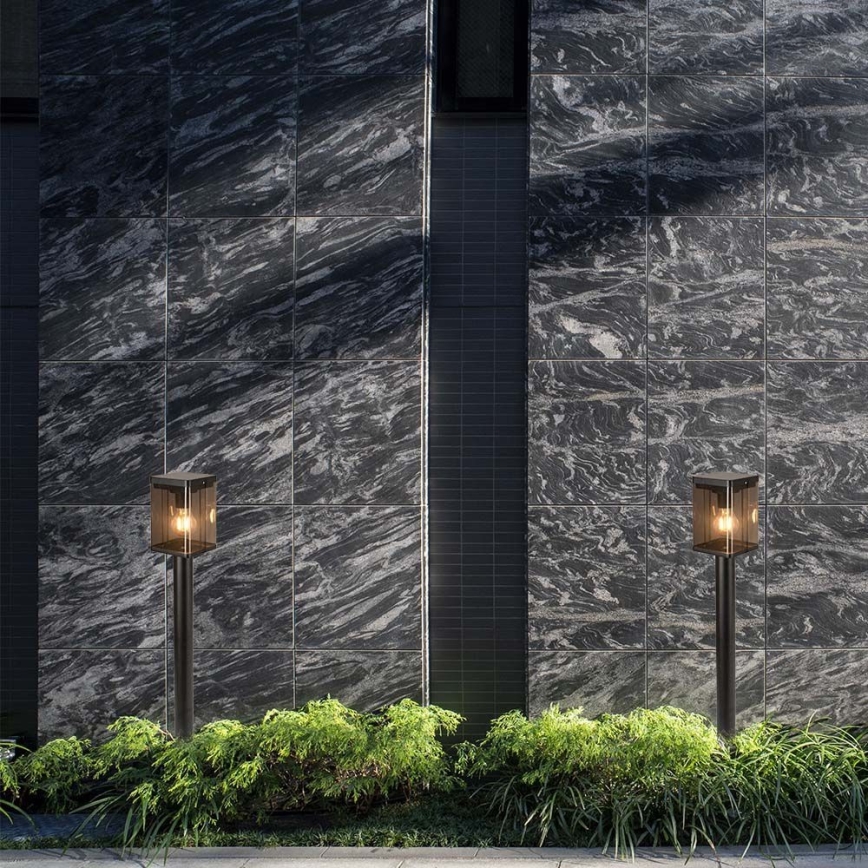 LED Ulkovalaisin aurinkokennolla ja sensorilla LED/2,5W/3,7V 3000K IP54 2000 mAh musta