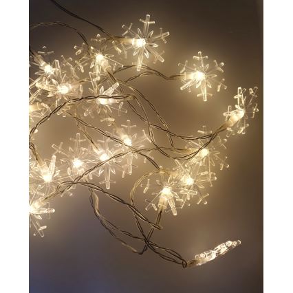 LED ulkoketju 20xLED/2xAA 2,2 m IP44 lämmin valkoinen lumihiutaleet
