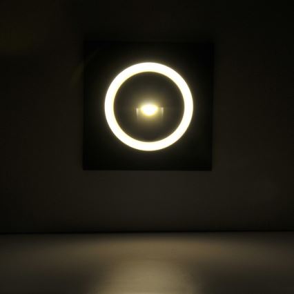 LED-ulkoportaikkovalaisimet Q3 LED/3W/230V IP44