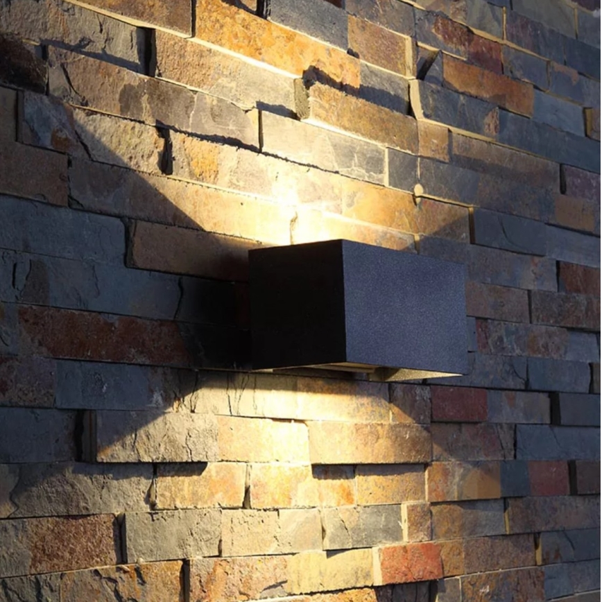 LED Ulkoseinävalaisin LED/12W/230V IP54 musta