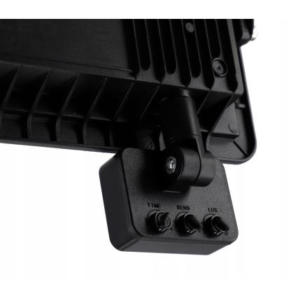 LED-ulkovalaisin liiketunnistimella ja hämäräkytkimellä LED/100W/230V 4500K IP65 musta