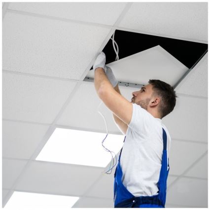 LED-upotettava paneeli CAPRI LED/25/30/40W/230V 3000/4000/5700K 62x62 cm valkoinen