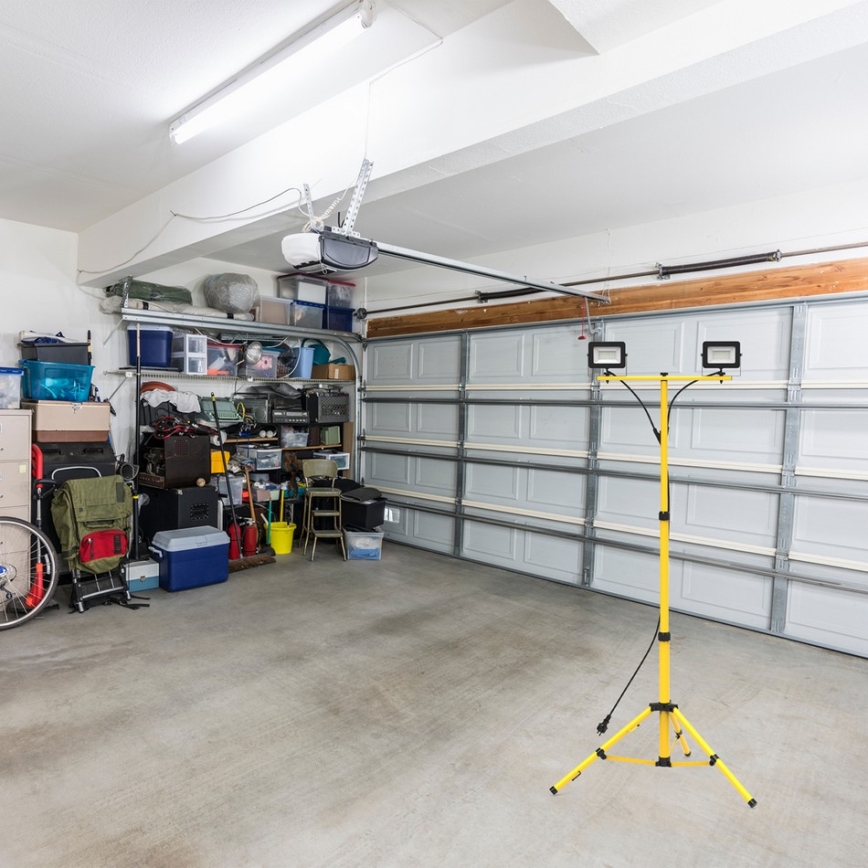 LED-valaisin jalustalla 2xLED/30W/230V 4000K IP44